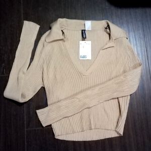 NWT beige collared rib knit top
